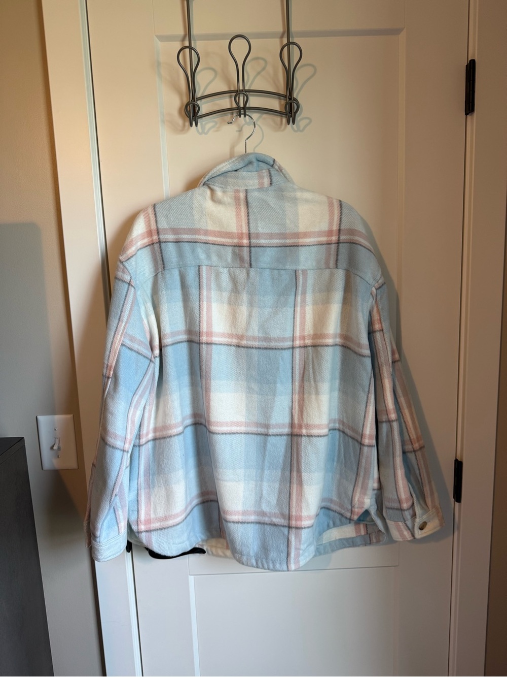Light Blue Plaid Button-Front Shacket Jacket - Picture 4 of 4
